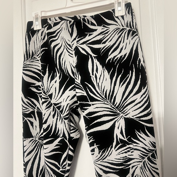 Zara Jacquard Tropical Print Flare Pants | large - Picture 4 of 6